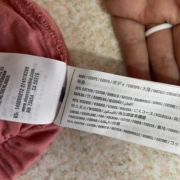 Abercrombie & Fitch Pink Smocked Cropped Top Size Large - Picture 6 of 6